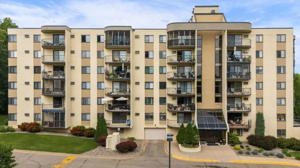 1111 Elway ST #305,  Saint Paul,  MN 55116