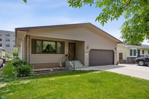 225 Morrison ST, West Fargo, ND 58078