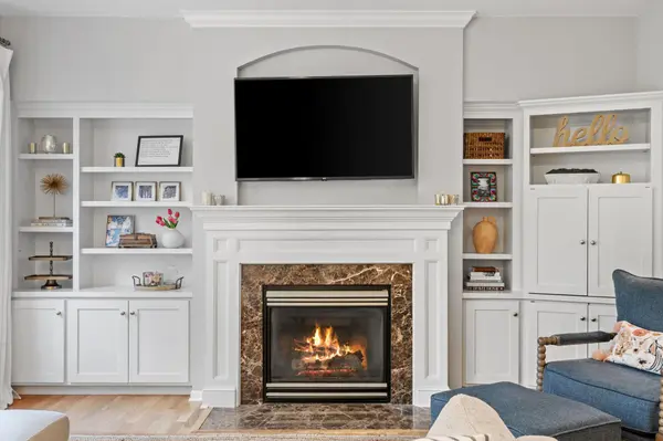 8306 Labont WAY, Eden Prairie, MN 55344