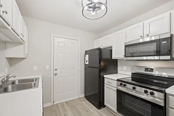 1991 GLEN ECHO BAY, Eagan, MN 55122
