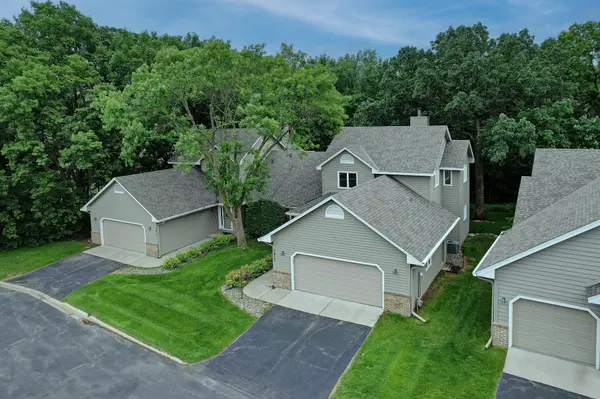 7813 W 111th ST,  Bloomington,  MN 55438