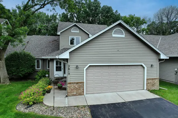 7813 W 111th ST, Bloomington, MN 55438
