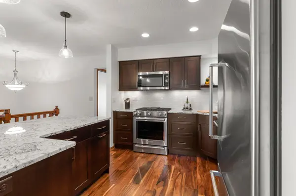 5605 Donegal DR, Shoreview, MN 55126
