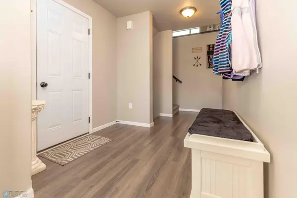 930 28th AVE W, West Fargo, ND 58078