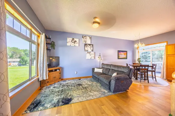 1303 Constitutional DR, Northfield, MN 55057