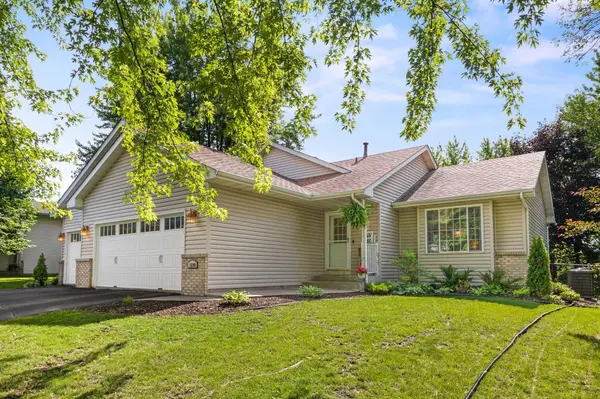 1590 Fountain LN, Waconia, MN 55387