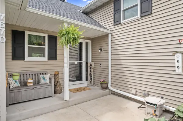 7670 165th ST W, Lakeville, MN 55044