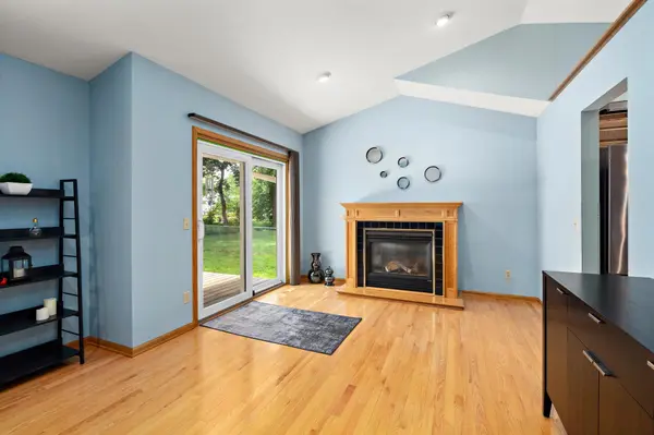 11807 Georgia AVE N, Champlin, MN 55316
