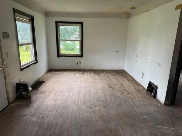 7525 Brunswick AVE N, Brooklyn Park, MN 55443
