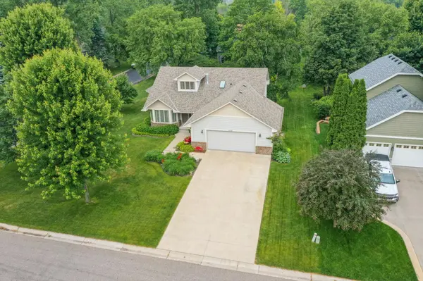 6438 Deerwood LN, Circle Pines, MN 55014