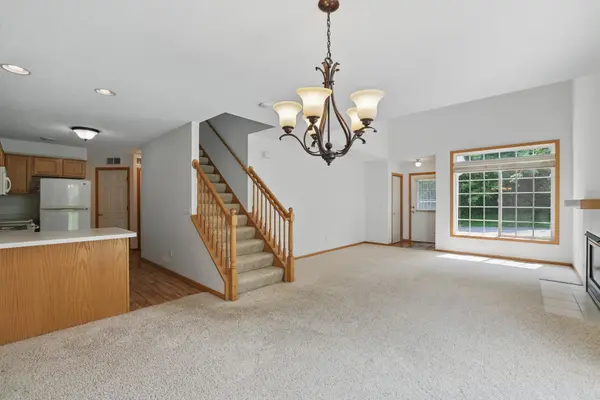 8741 Quarry Ridge LN #H, Woodbury, MN 55125