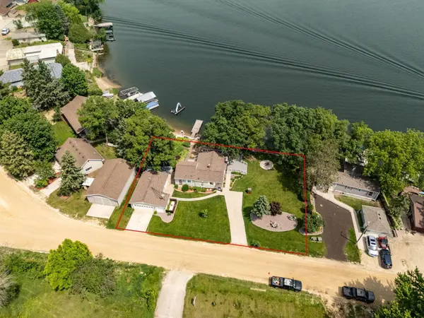 40536 Ryans Bay RD, Zumbro Falls, MN 55991