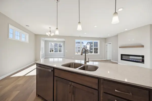 8007 Walnut LN, Corcoran, MN 55340