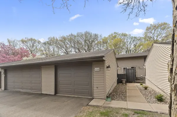 4348 Arden View CT, Arden Hills, MN 55112