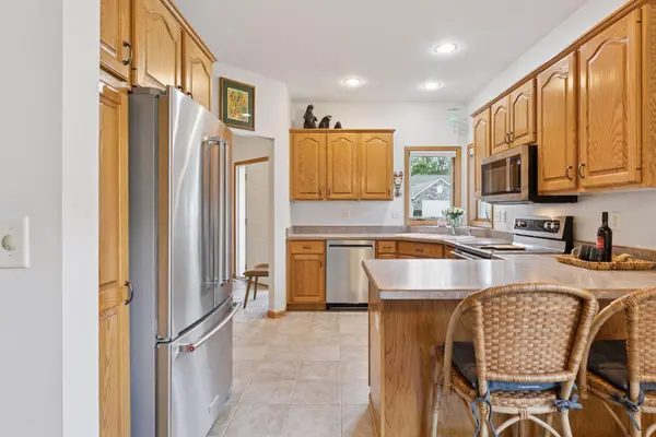 1841 Bohmbach DR, Red Wing, MN 55066