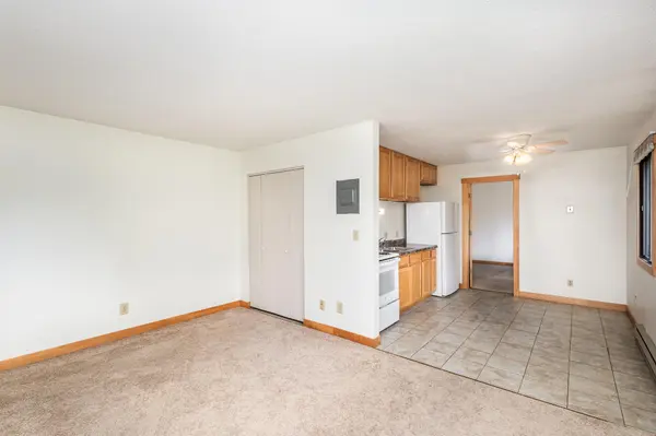 14841 58th ST N #B4, Stillwater, MN 55082