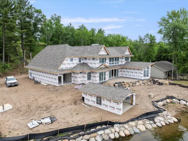 11251 E Steamboat Bay DR, East Gull Lake, MN 56401
