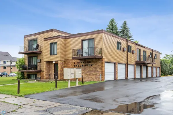 1225 7th ST S #7, Moorhead, MN 56560