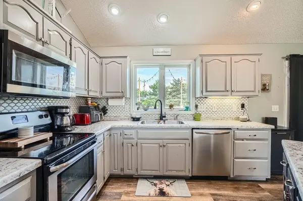 1301 English AVE NW, New Prague, MN 56071