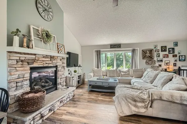 1301 English AVE NW, New Prague, MN 56071