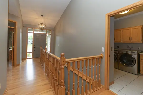 12997 Garvin Brook LN, Apple Valley, MN 55124