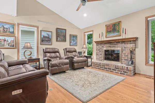 16450 S Manor RD, Eden Prairie, MN 55346