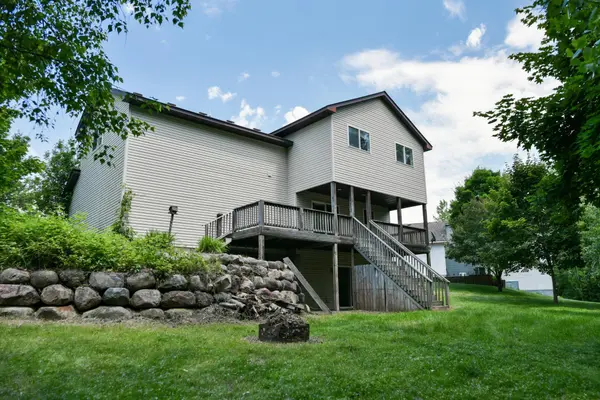 2471 Bridgewater PL S, Cambridge, MN 55008