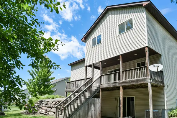 2471 Bridgewater PL S, Cambridge, MN 55008
