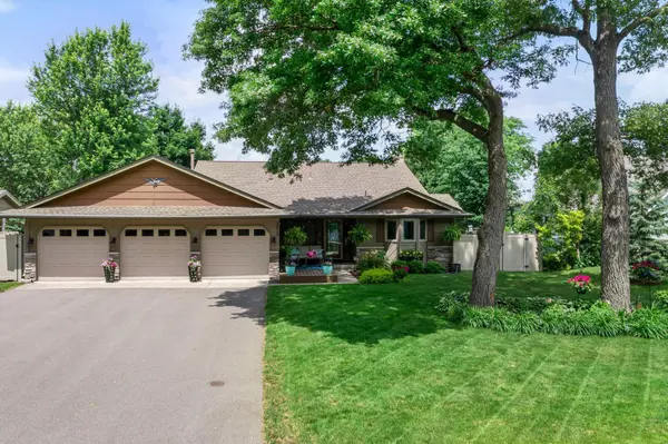 3855 97th AVE NE,  Circle Pines,  MN 55014