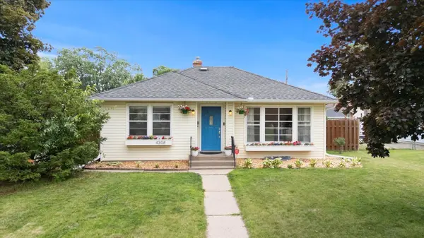 4308 Abbott AVE N,  Robbinsdale,  MN 55422