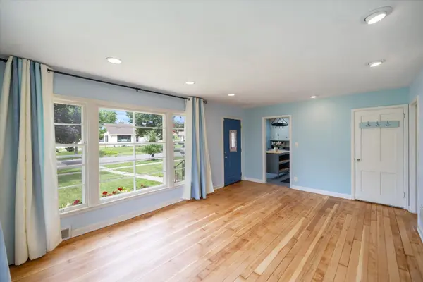 4308 Abbott AVE N, Robbinsdale, MN 55422