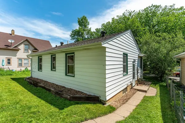 929 N Union AVE, Fergus Falls, MN 56537