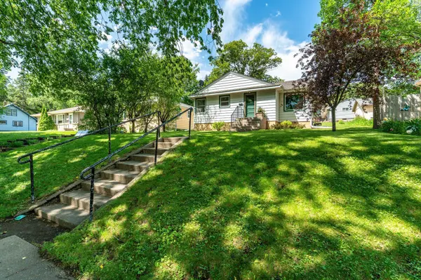 929 N Union AVE, Fergus Falls, MN 56537