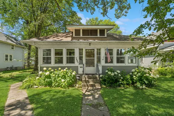 4883 Division AVE, White Bear Lake, MN 55110