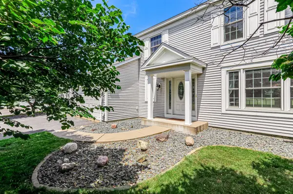 3021 Copper Oaks Alcove, Woodbury, MN 55125