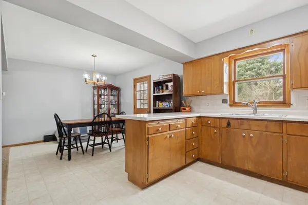 620 8th ST SW, Faribault, MN 55021