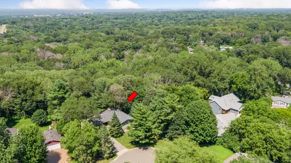 500 Summit LN, Burnsville, MN 55337