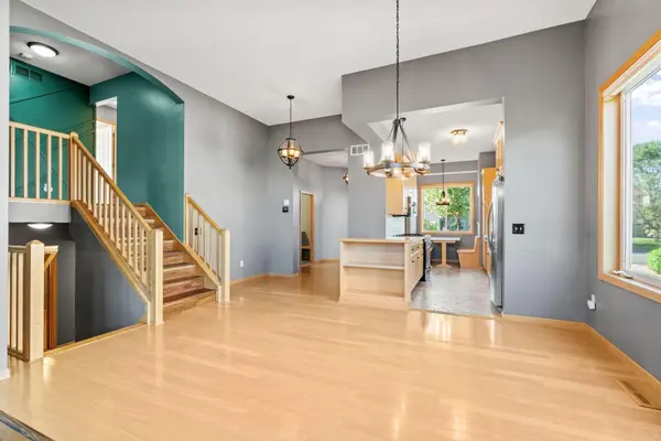 2615 King AVE, Shakopee, MN 55379