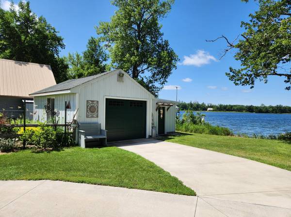 1456 Carlson Beach RD NW, Alexandria, MN 56308