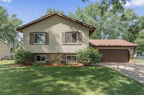4133 88th AVE NE, Circle Pines, MN 55014