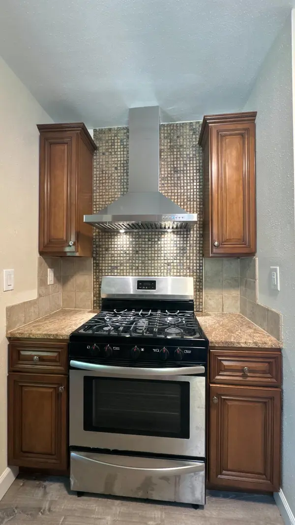 995 Wakefield AVE, Saint Paul, MN 55106