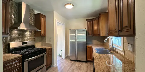 995 Wakefield AVE, Saint Paul, MN 55106