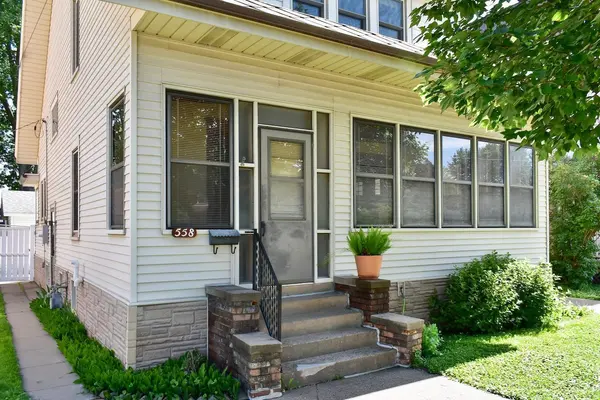 558 W King ST, Winona, MN 55987