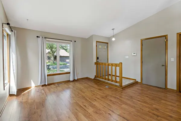 5610 Albert ST, Shoreview, MN 55126