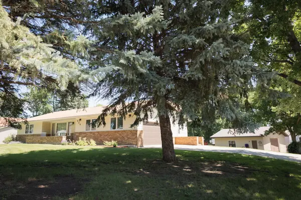 516 Pennsylvania AVE, Adrian, MN 56110