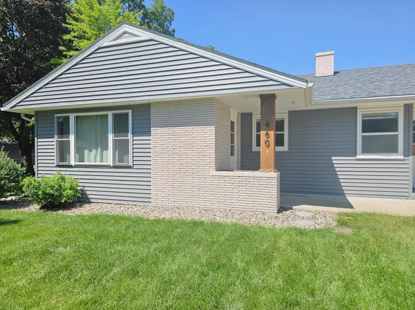 460 S 3rd ST, Bird Island, MN 55310