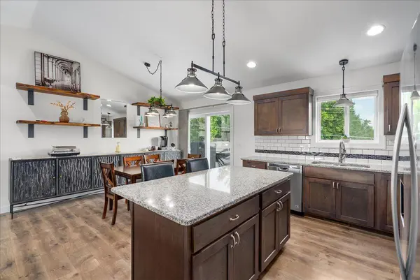 1450 Red Hawk CT, New Richmond, WI 54017