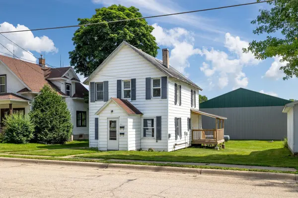 213 W Caledonia ST,  Caledonia,  MN 55921