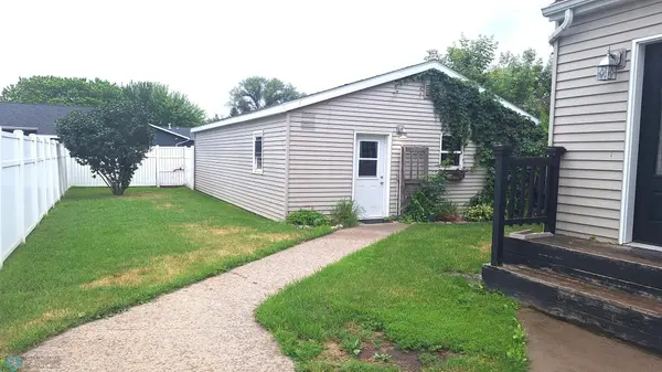 106 E 1st AVE S, Cavalier, ND 58220