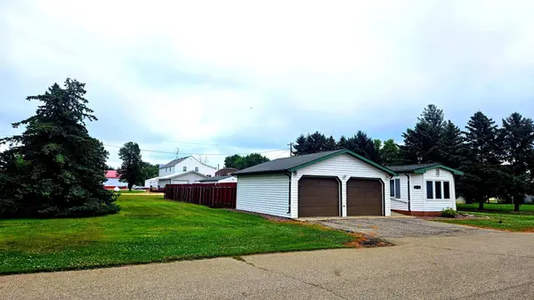 111 Garfield ST S, Beardsley, MN 56211